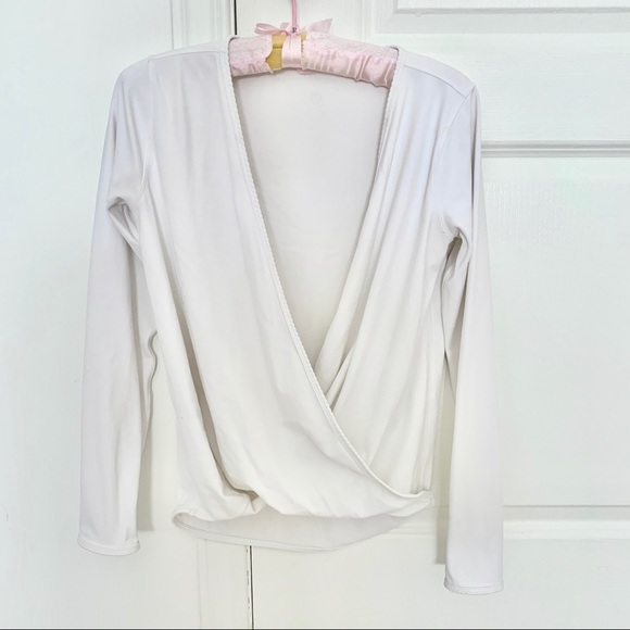 Lululemon Full Freedom Long Sleeve Wrap Top - Picture 2 of 7